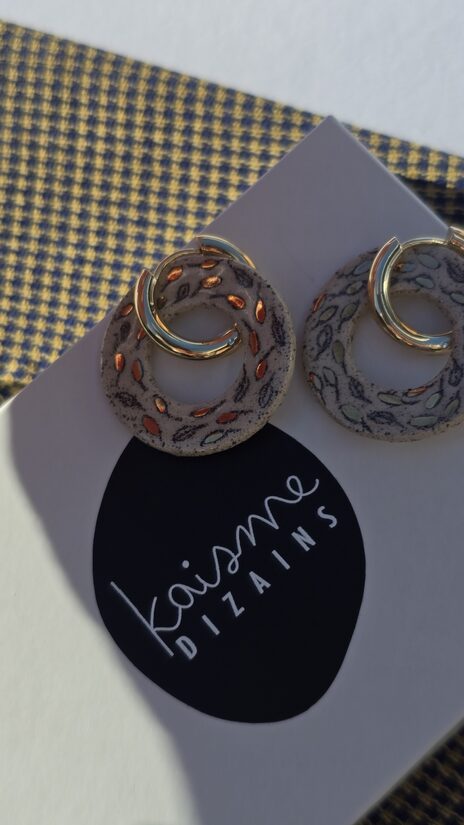 ROTU SĒRIJA "plaukstu..."