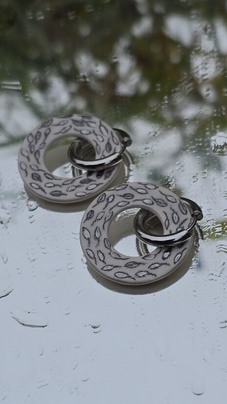 plaukstu... (sudraba)