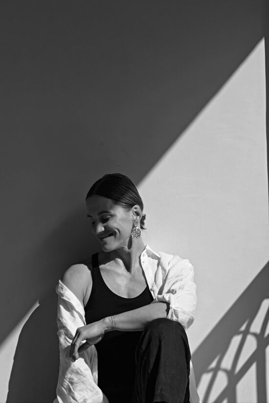 auskari... "es esmu tik daudz... ziedoša... "